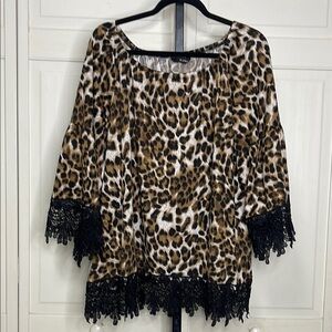 Ali Miles Women's Animal Print Lace Hem 3/4
Sleeve Round Neck Blouse Sz 2X